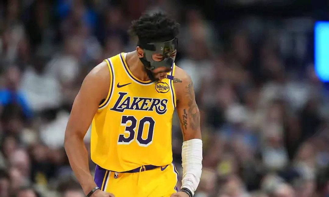 湖人B队绝杀雄鹿B队，伦纳德一己之力扛起全队的简单介绍