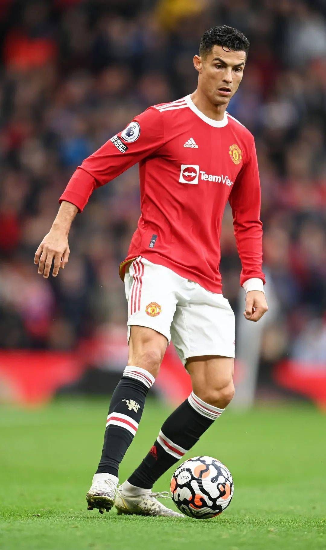 曼联横扫切尔西，马夏尔送出助攻