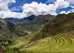 秘鲁完胜乌拉圭,维尼修斯高光表现的简单介绍 秘鲁完胜乌拉圭,维尼修斯高光表现的简单介绍