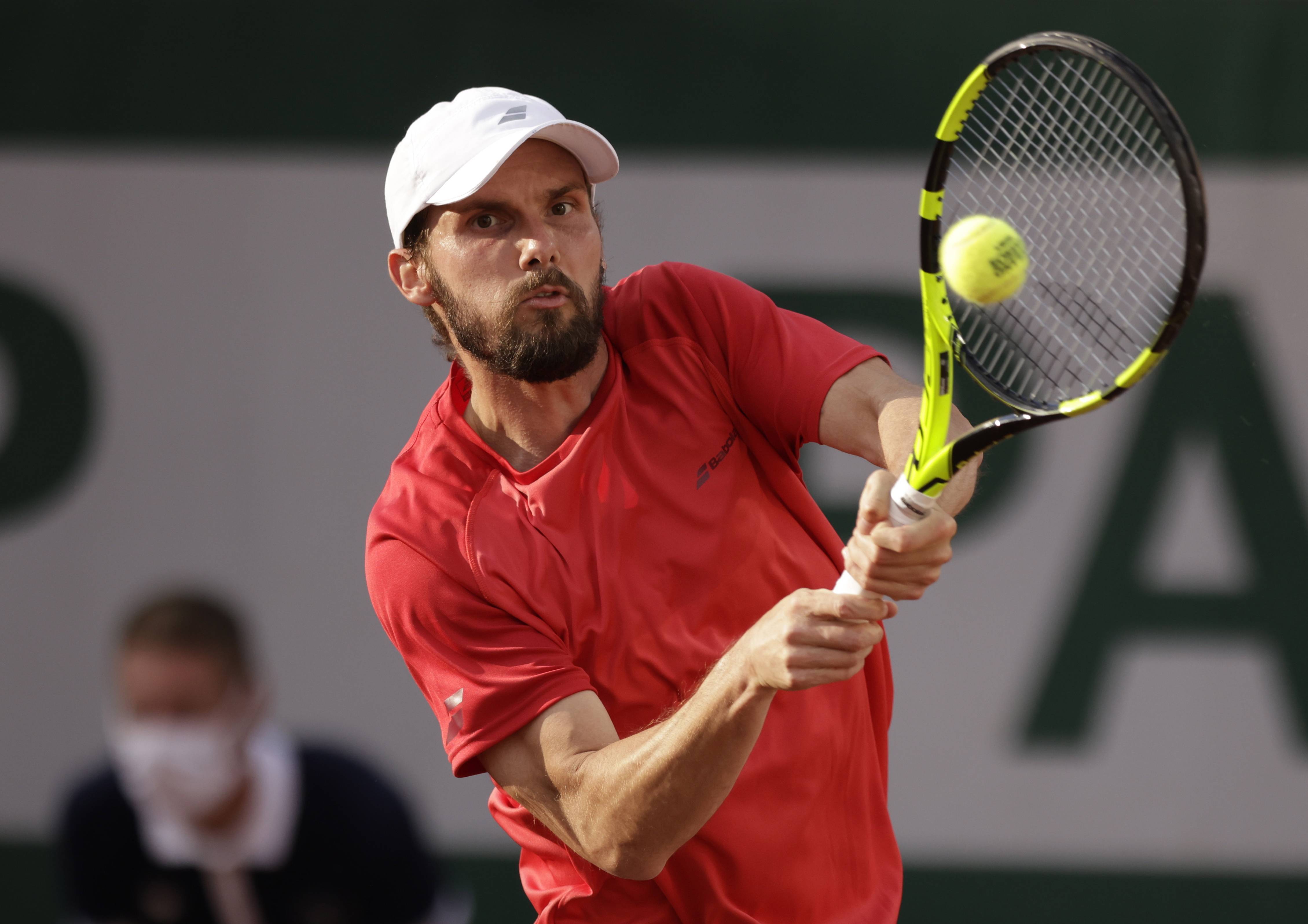 欧洲网球队鏖战英国网球队,兹维列夫惊艳世界 欧洲网球队鏖战英国网球队,兹维列夫惊艳世界