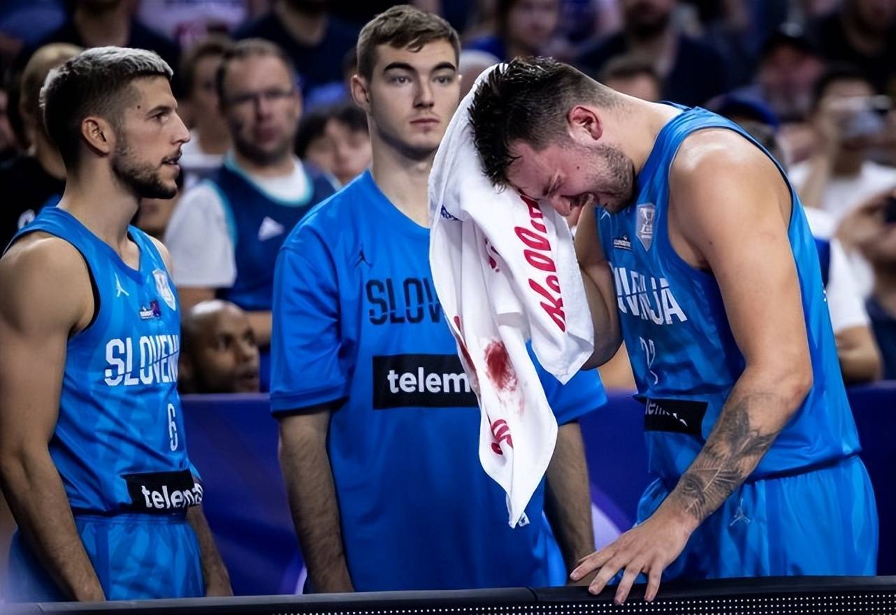 关于法国羽毛球队力克泰国羽毛球队，辛杜制霸全场的信息