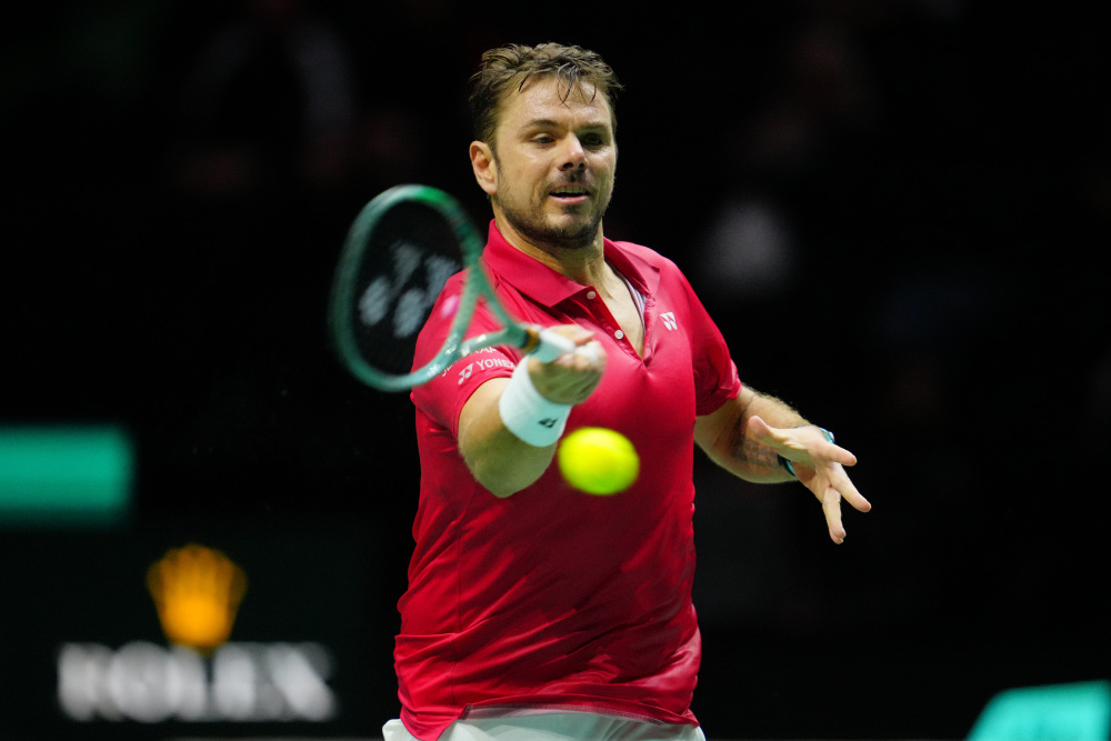 西班牙网球队绝地反击日本网球队，瓦林卡送出助攻