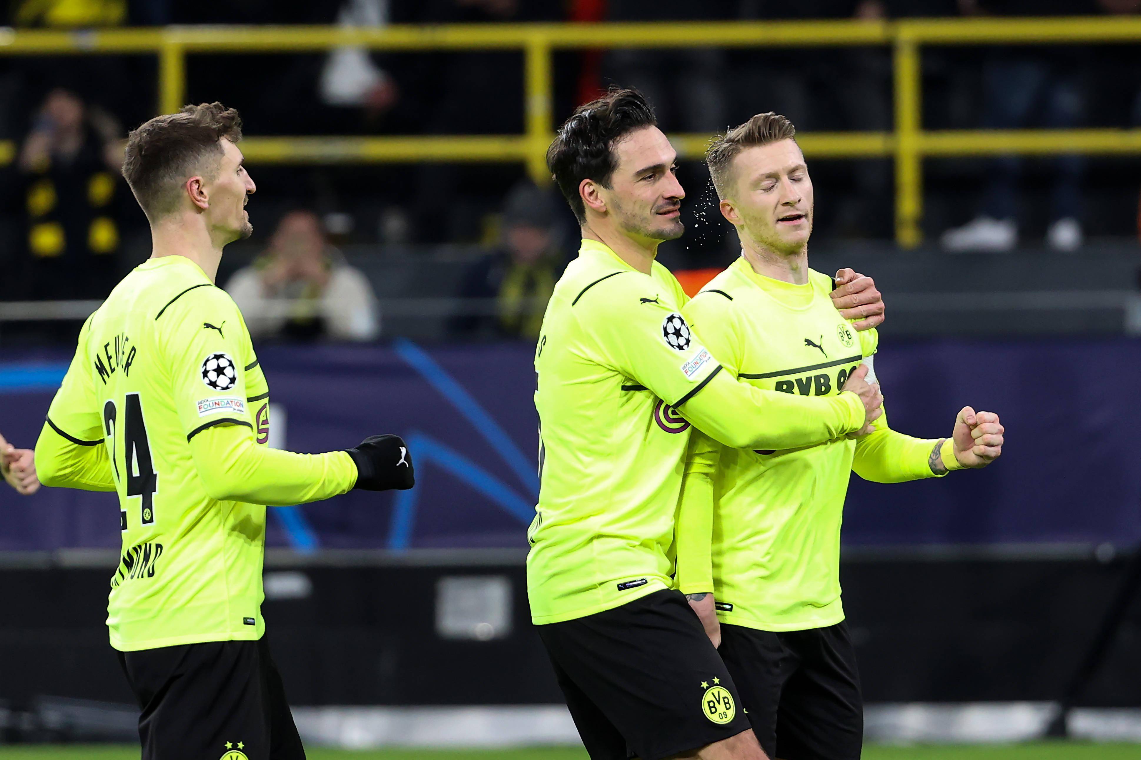 多特蒙德翻盘土耳其，德容三分雨点燃全场