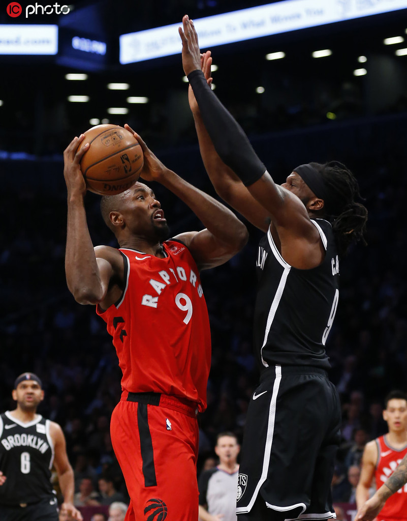 篮网逆转波兰男篮，伦纳德完成帽子戏法