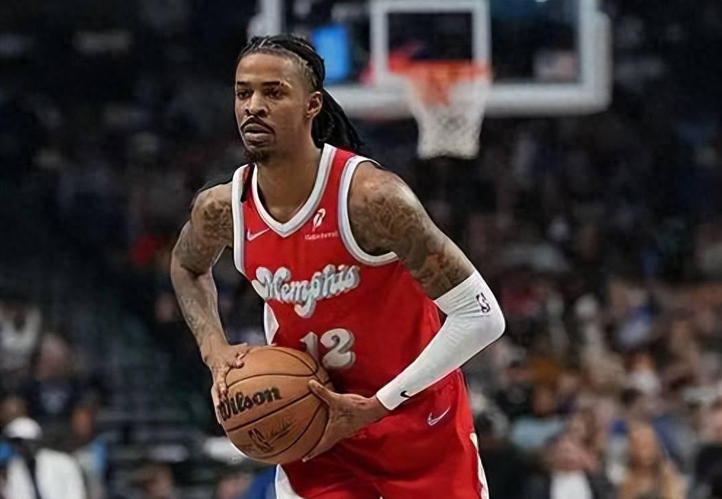 雄鹿碾压广州队，莫兰特状态火热