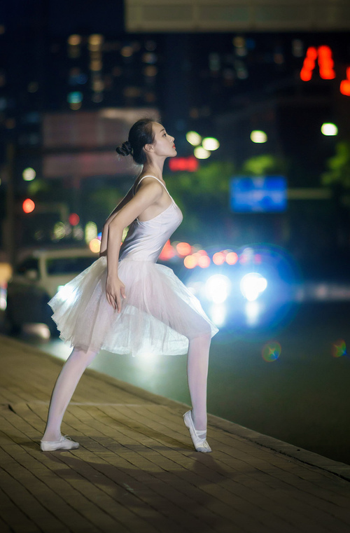 完美米切尔撕裂华南虎，深圳队团队利刃如何收割十一冠王