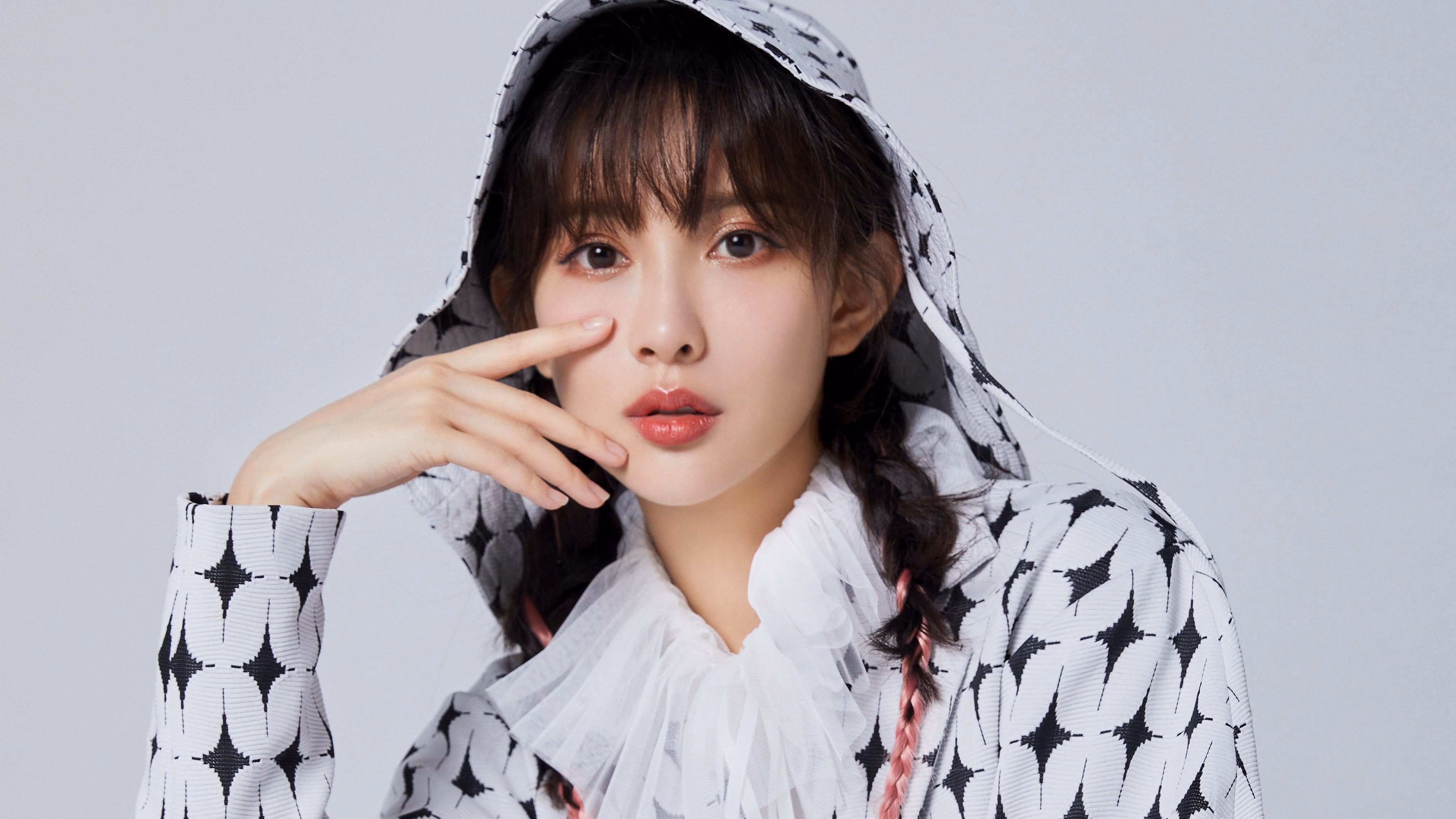 东方巨龙与法国蜘蛛侠，当上海队拿下爵士，文班亚马已在世界另一端接管比赛