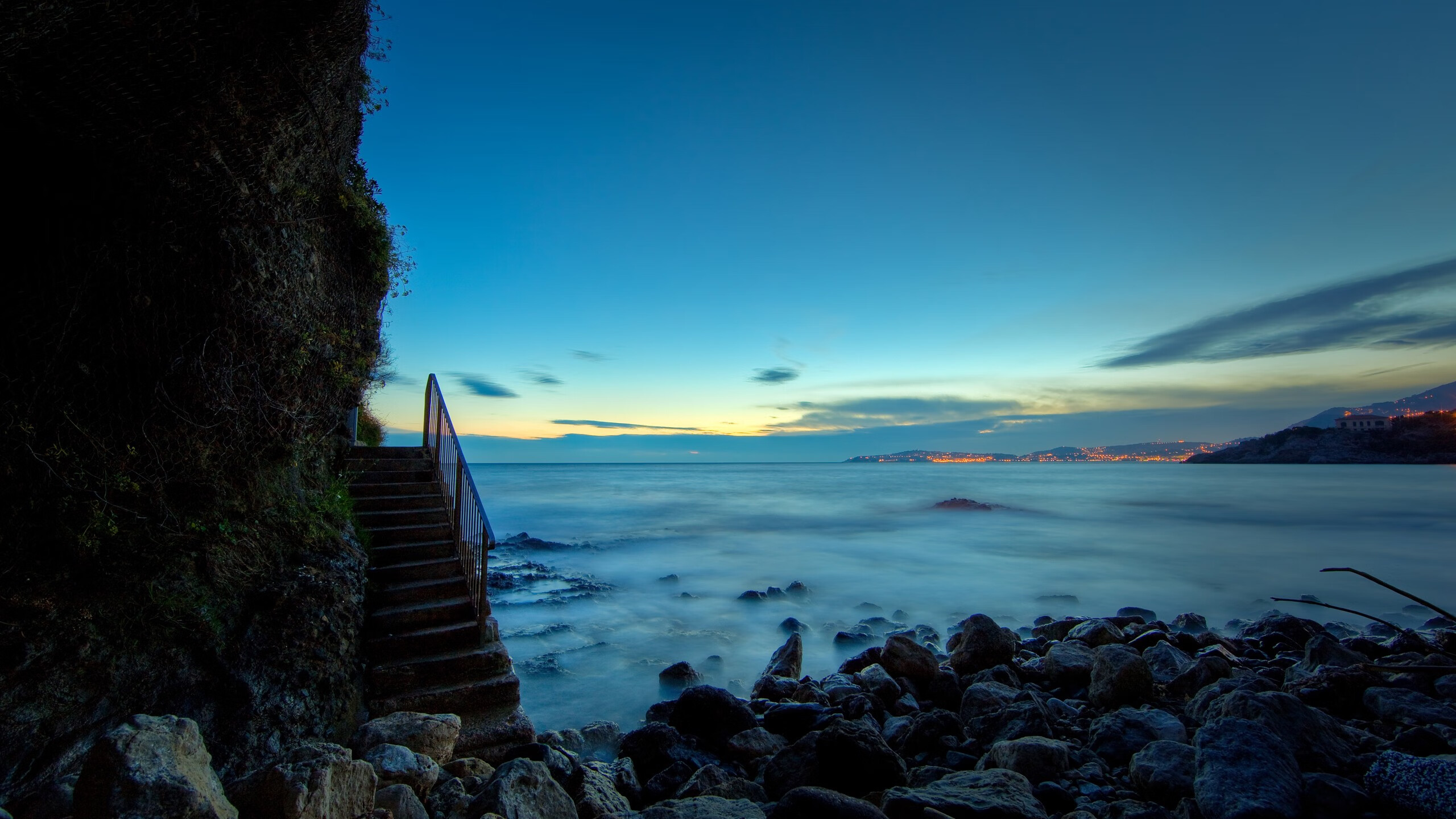 足球圣殿的终极命题，当佛罗伦萨的精密体系，在巴黎的夜空下遭遇那个无解的C罗